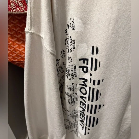 FP Movement Cream Crew Neck Sweatshirt All Star Graphic Oversized NWOT - Picture 5 of 5